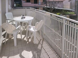 Outdoor dining - Studio with air conditioning and balcony (Lignano Sabbiadoro)