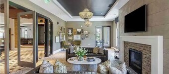 The Ascendant Loft-Walk to River Street & Historic District