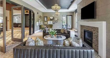 The Ascendant Loft-Walk to River Street & Historic District