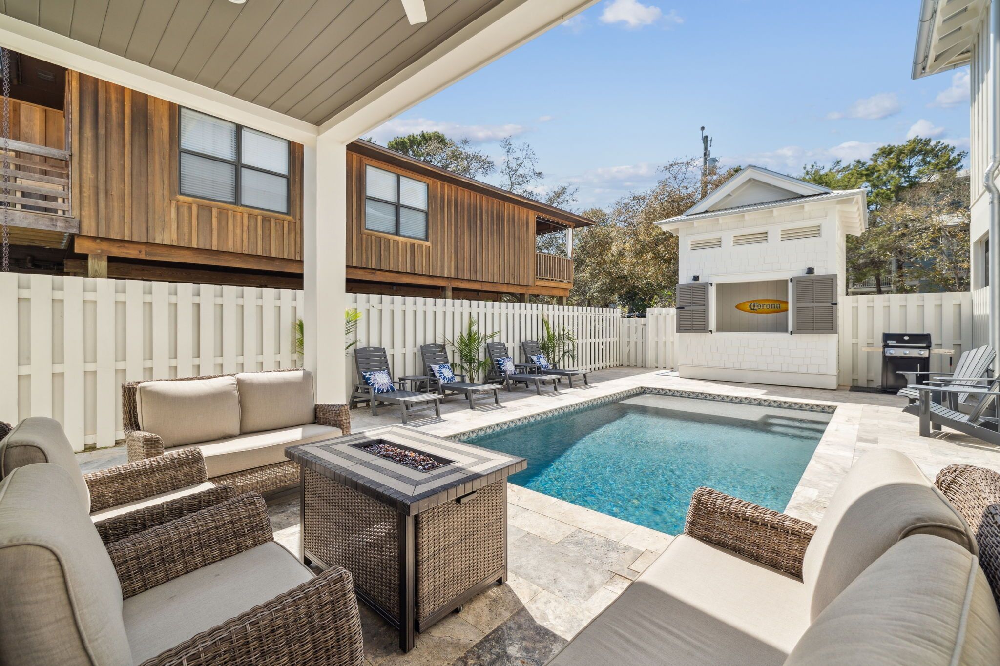 Et oppvarmet basseng