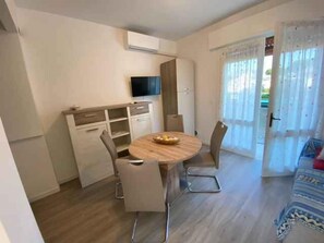 Dining - Holiday apartment near the beach (Bibione)