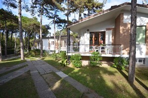 Exterior - Holiday apartment with air conditioning and terrace (Lignano)