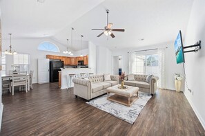 スマートテレビ、暖炉