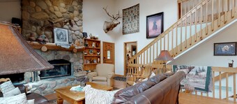 Great location near national park & town with a deck & mountain view