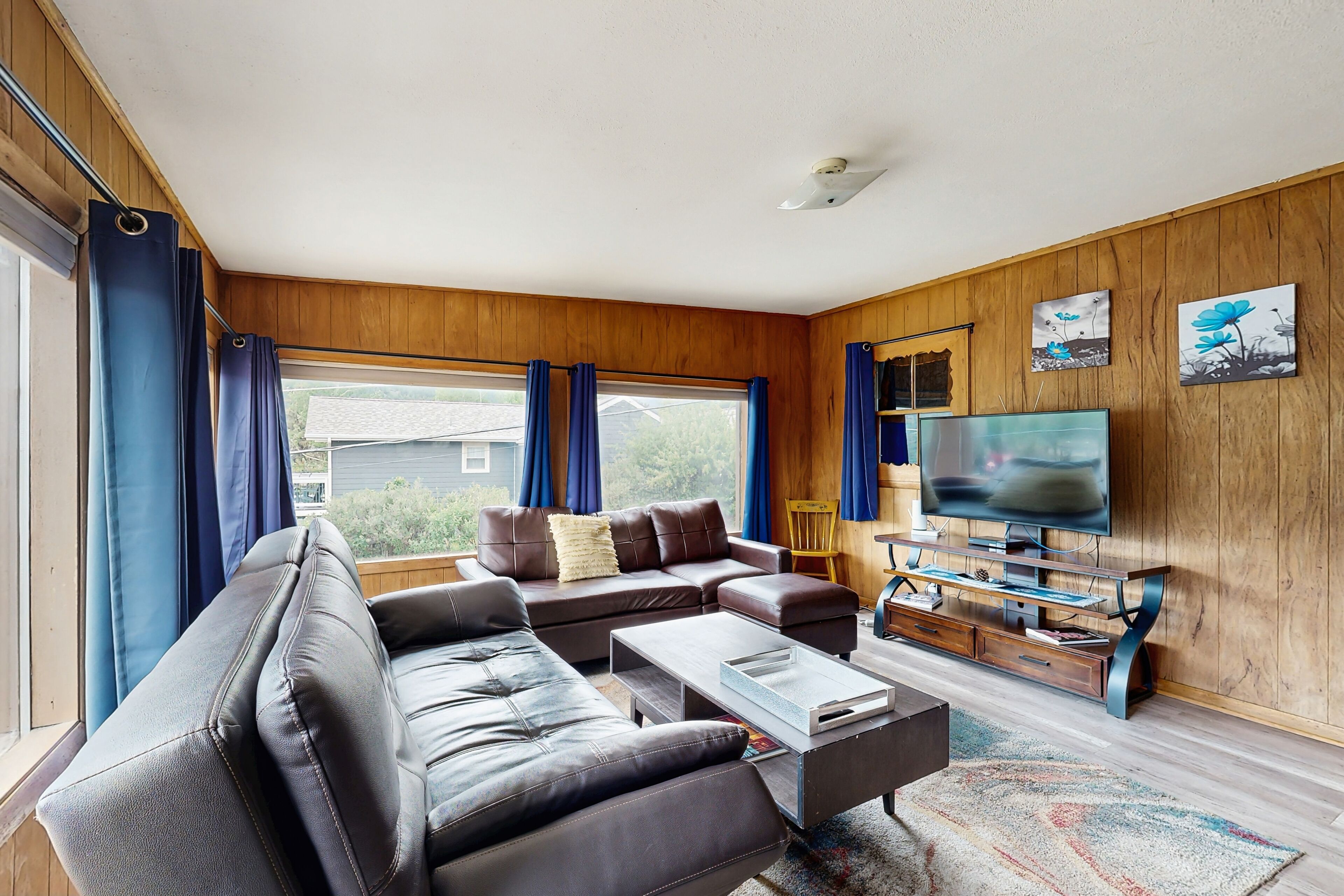 TV, DVD player