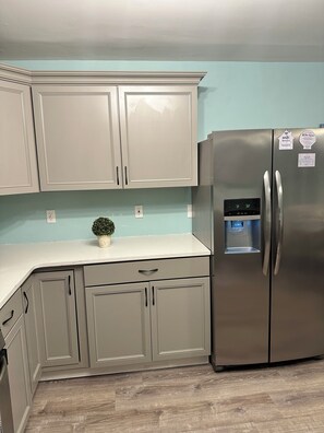 Microondas, horno y parrilla de estufa 