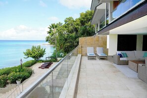 Property grounds - Oceanfront luxury - Portico 1 (Prospect)
