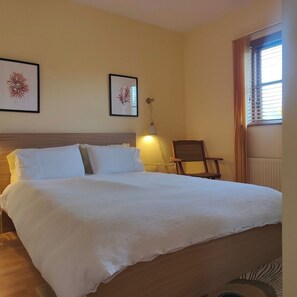 3 sovrum, strykjärn/strykbräda, wi-fi och sängkläder