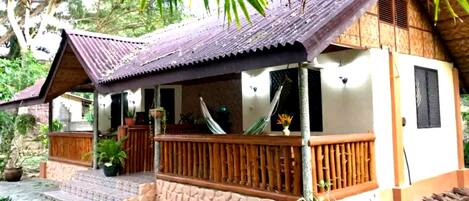 Standard Cottage | Exterior