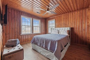 5 Schlafzimmer, Bügeleisen/Bügelbrett, Reisekinderbett, kostenloses WLAN