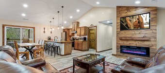 Brand New Farmhouse! A Little Slice of Rustic