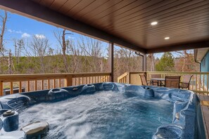 Bain à remous extérieur