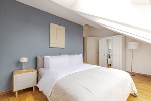 Iron/ironing board, WiFi, bed sheets - Blueground | Mariahilf, jacuzzi, nr MuseumsQuartier (Vienna)