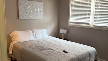 5 habitaciones, tabla de planchar con plancha, wifi y ropa de cama