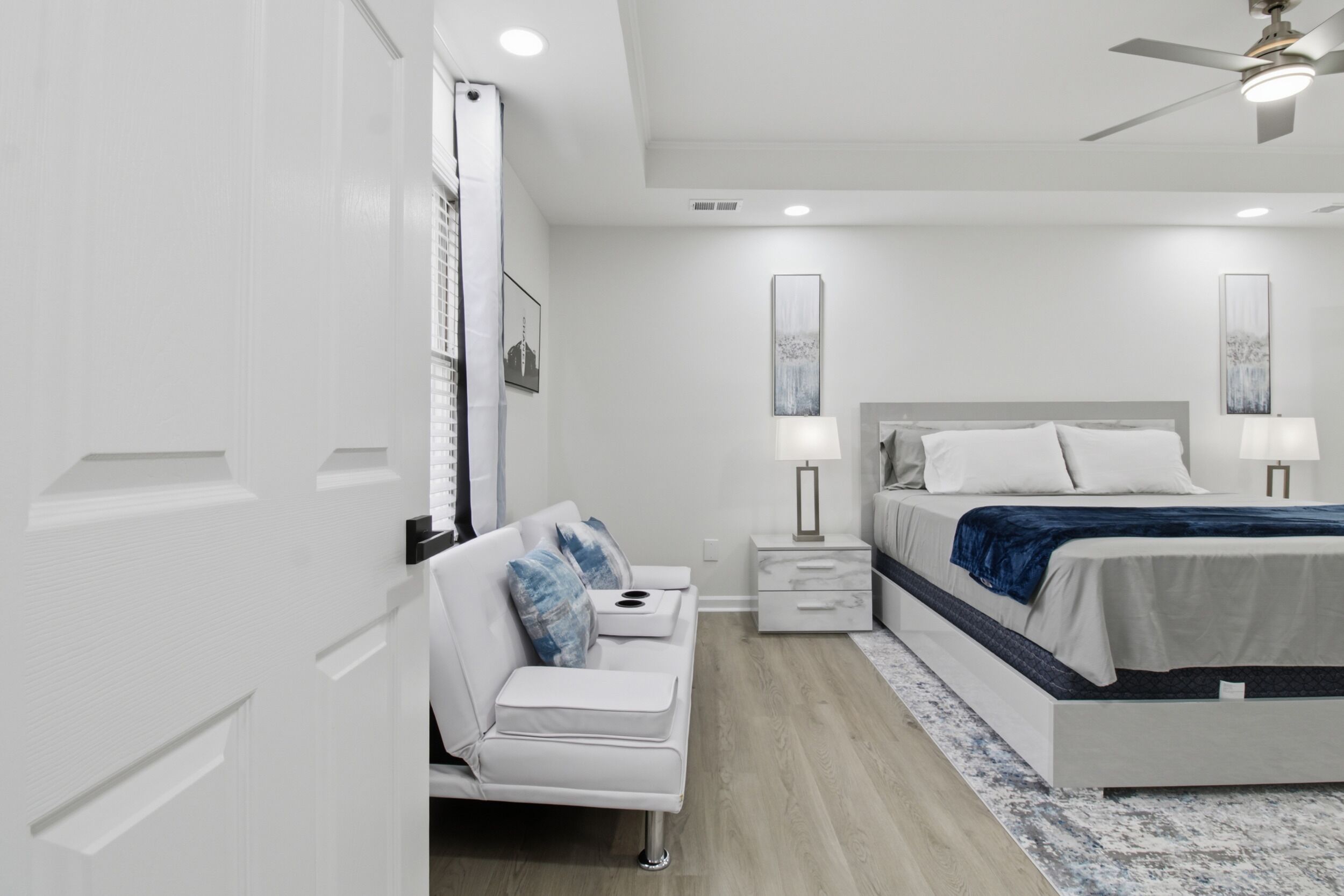 4 chambres, fer et planche à repasser, Wi-Fi, draps fournis