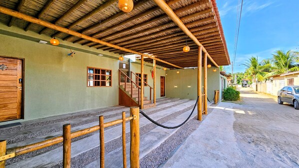 Exterior - Cozy beach house ideal for families (Japaratinga)