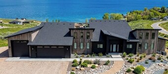 Stunning Lake & Mountain Views! NEW 6BR Home | Hot Tub, Private Beach | Sleeps 26