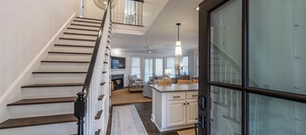 Charming 4BR Lake Oconee Cottage | Gated Community | Near Water| Greensboro, GA