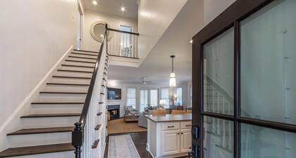 Charming 4BR Lake Oconee Cottage | Gated Community | Near Water| Greensboro, GA