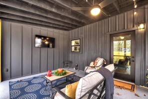 TV - Hillside Hideaway | Fire pit, Hot Tub, & Grill (Blue Ridge)
