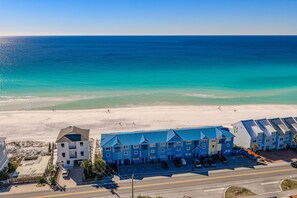 On the beach - Honeymoon Studio* Directly On Sand* Sunchase 3B (Miramar Beach)
