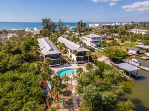 Exterior - Chillax Island Condo – Beach, Bay & Pool (Englewood)