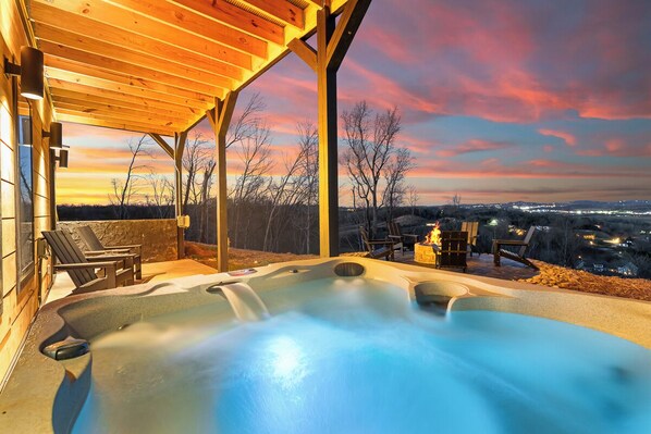 Terrace/patio - Earth Lodge: Luxe Mountain Retreat with Indoor Pool, Views and Fire Pit (Sevierville)