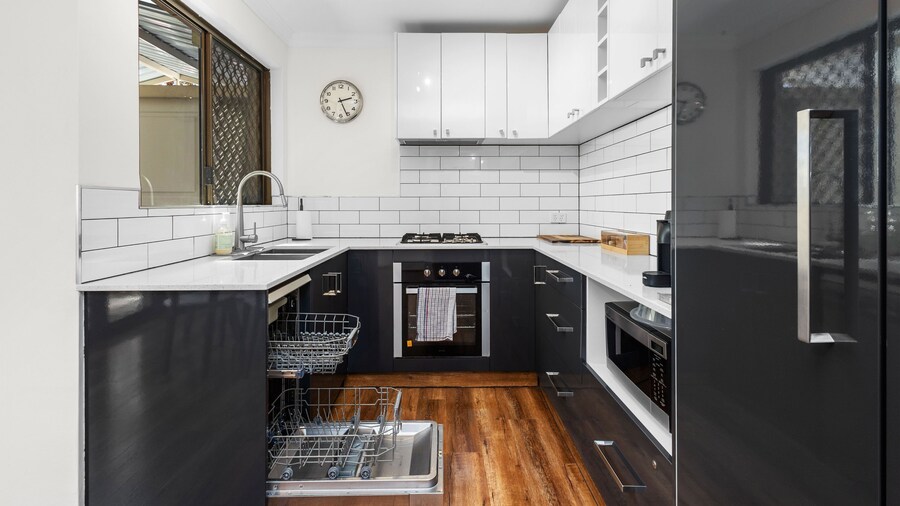 A Perfect Peach - A Sepal Stay