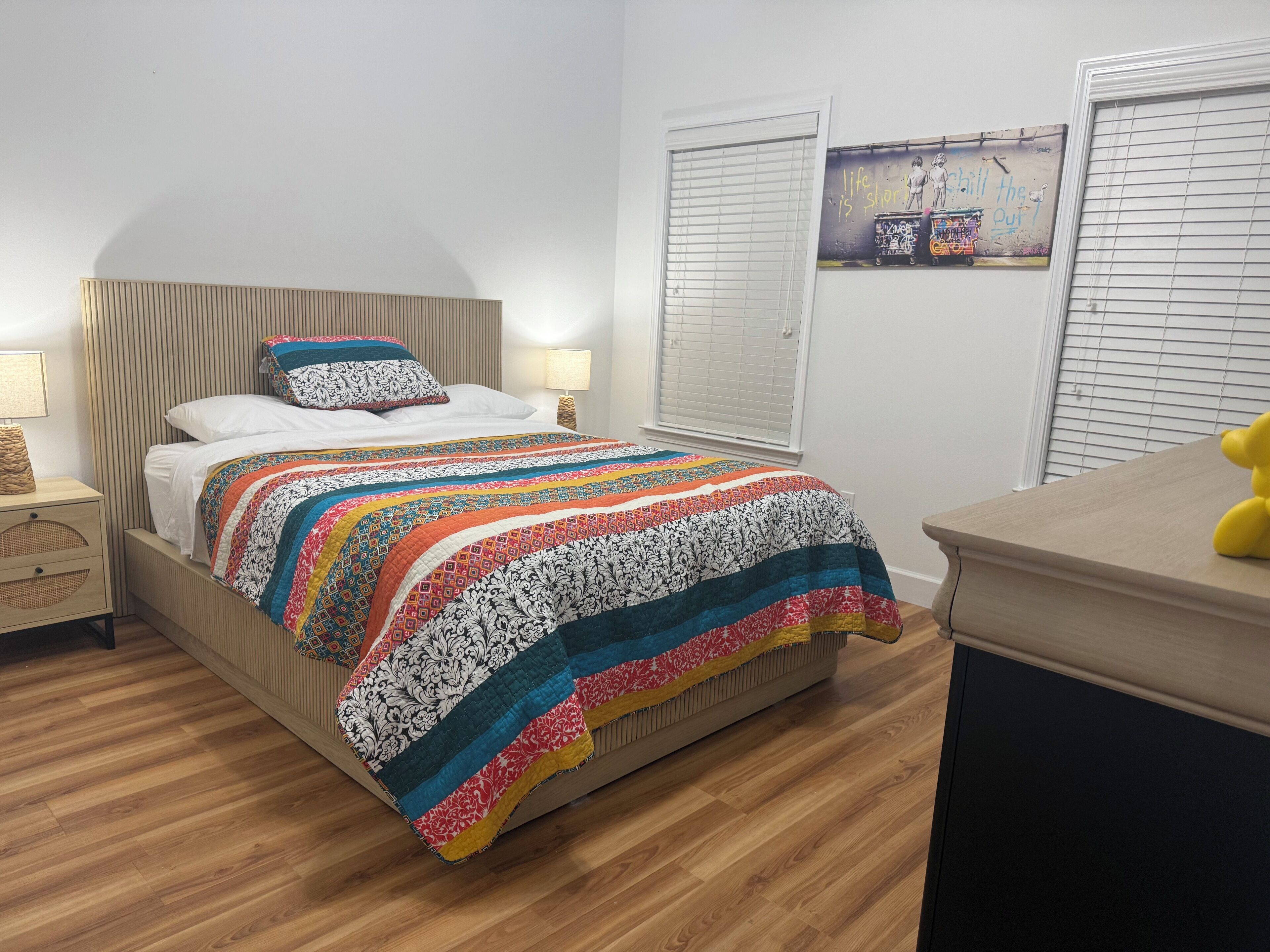 3 bedrooms, desk, iron/ironing board, travel cot