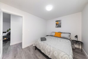 2 makuuhuonetta, ilmainen Wi-Fi, vuodevaatteet