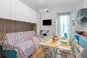Interior - Merlo A2 - Town Center & Private Parking, Ceriale, Italy (Ceriale)