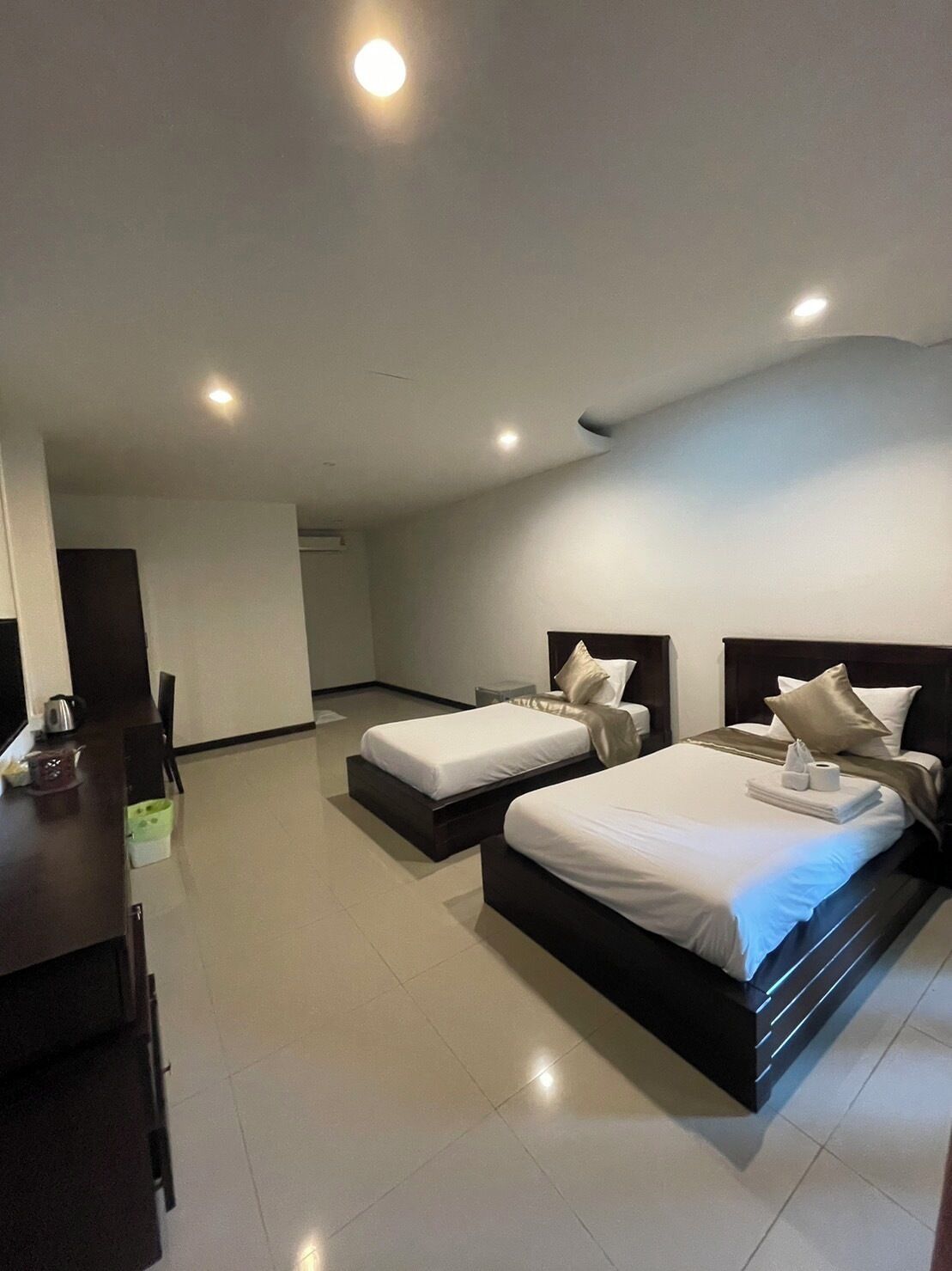 Desk, blackout drapes, iron/ironing board, free WiFi