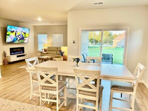 Dining - Spacious 4-bedroom house in awesome Olive Branch (Olive Branch)