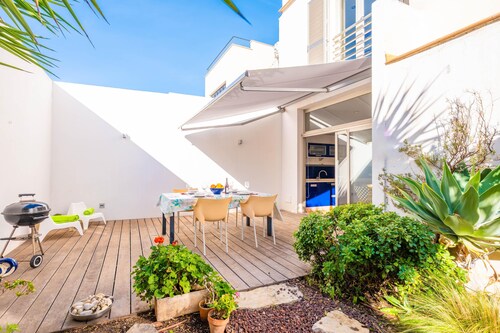 VILLA PALMERA - Lovely house near the beach with free Wi-Fi