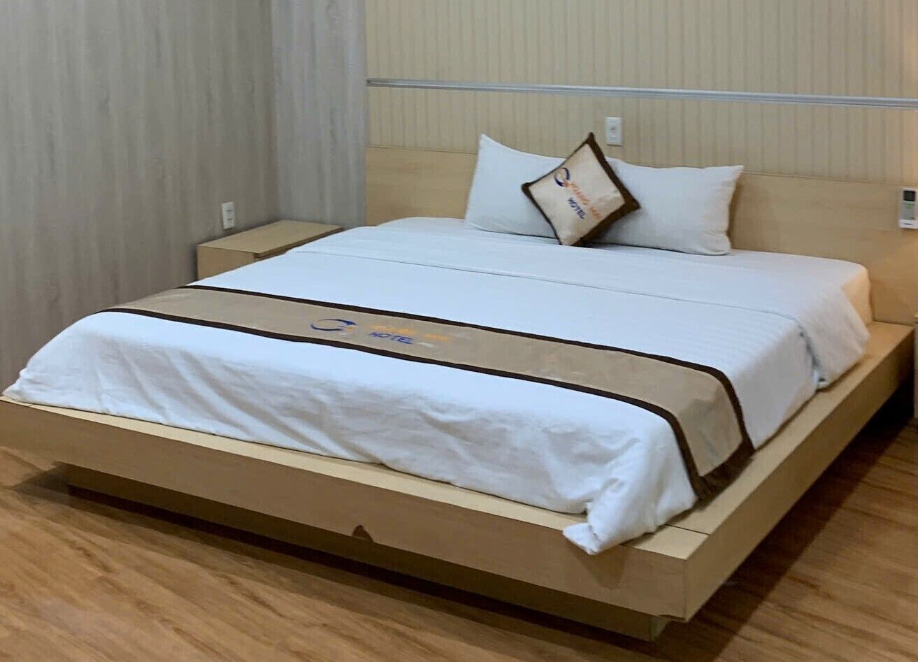 Desk, laptop workspace, blackout curtains, soundproofing