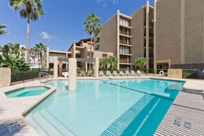 Pool - Beachfront Ground-Floor 3BR Condo w/ Pool, Hot Tub & Tennis Court (South Padre Island)