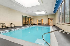 Innenpool, beheizter Pool