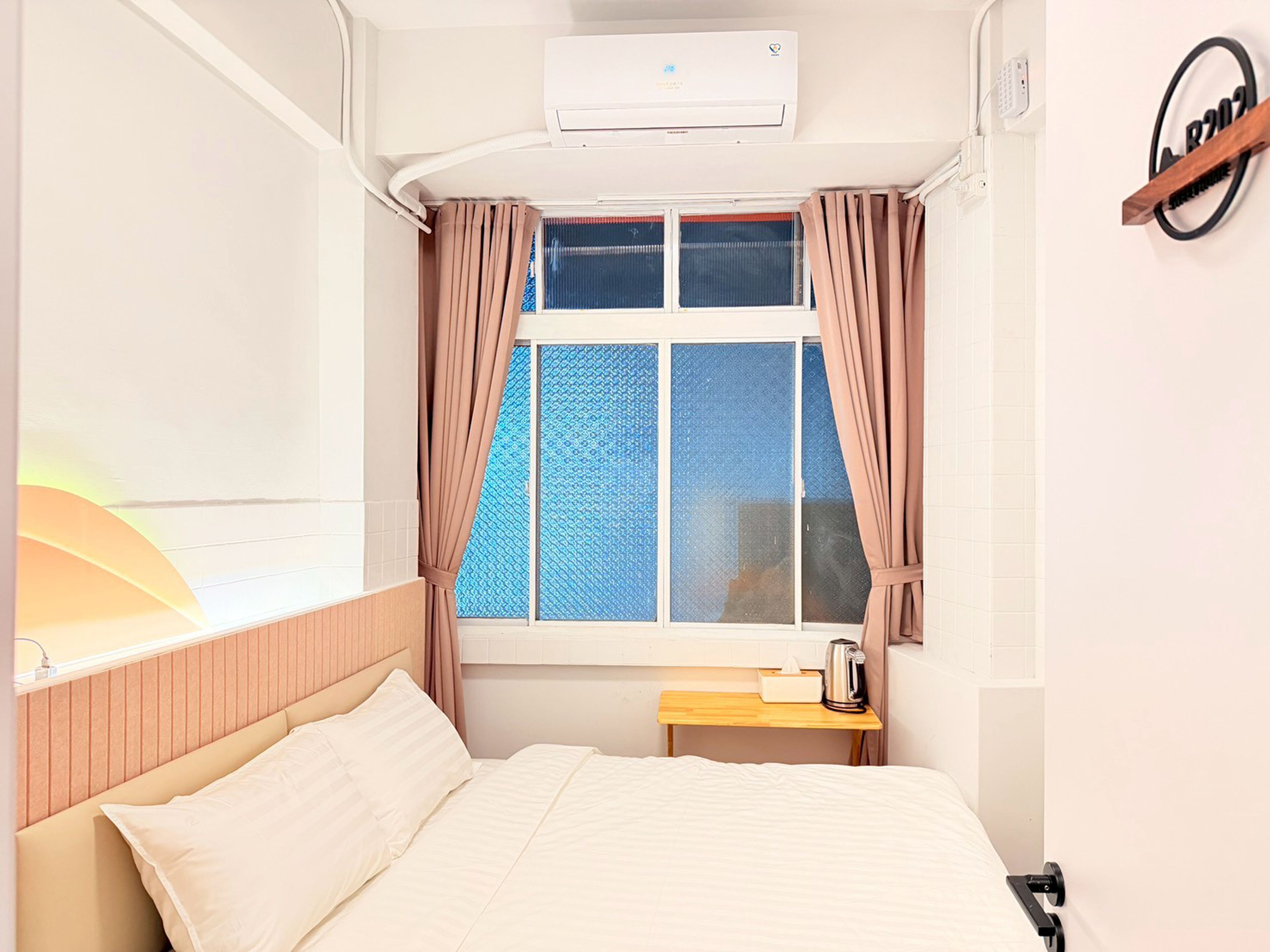 Basic Double Room, City View | Langsir/tirai gelap terus, Wi-fi percuma, cadar katil 