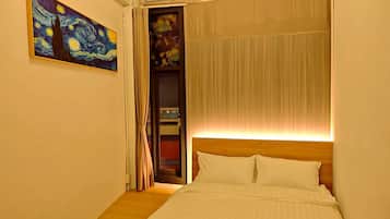 Classic Suite, City View | Blackout drapes, free WiFi, bed sheets