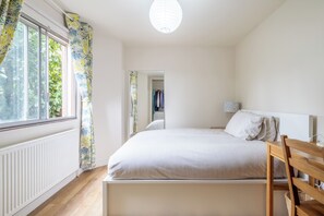 2 Schlafzimmer, Bügeleisen/Bügelbrett, WLAN, Bettwäsche