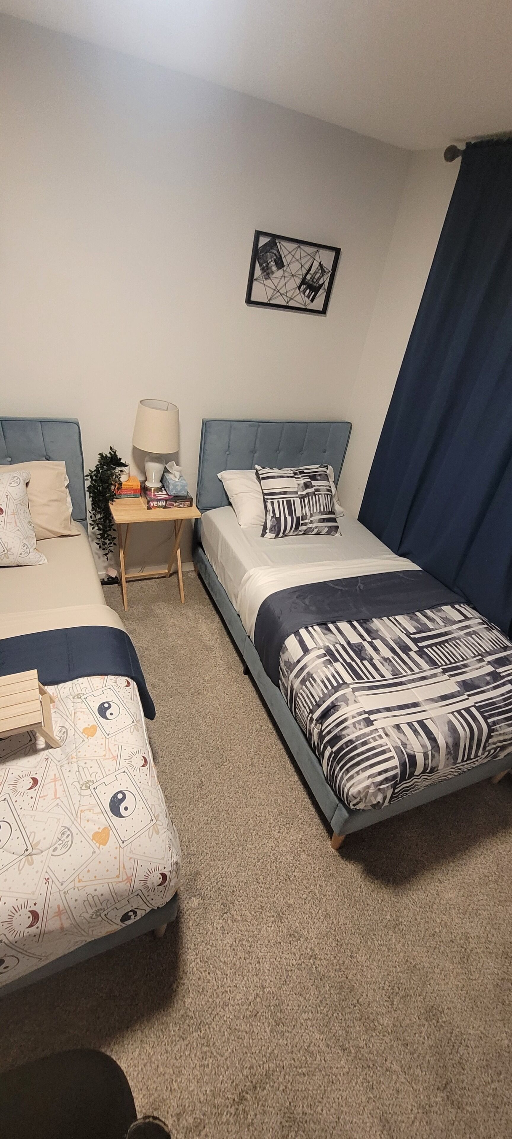 3 chambres, fer et planche à repasser, Wi-Fi, draps fournis