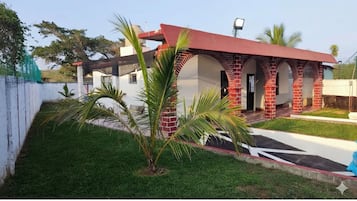 Enceinte de lâhĂ©bergement