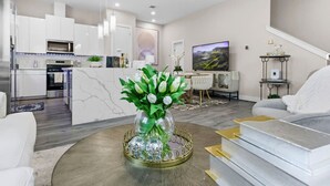 Interior - Gated North Houston Retreat near IAH and Downtown (Houston)