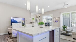 Interior - Gated North Houston Retreat near IAH and Downtown (Houston)