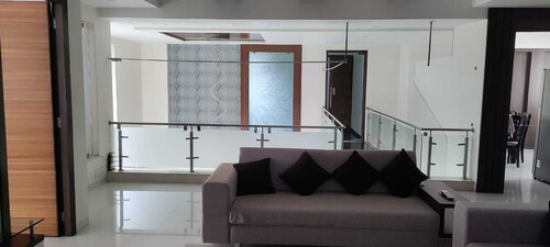 First floor of luxurious bunglow with 3AC-bedrooms in Prime location Ahmedabad