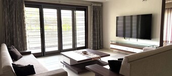 First floor of luxurious bunglow with 3AC-bedrooms in Prime location Ahmedabad