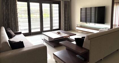 First floor of luxurious bunglow with 3AC-bedrooms in Prime location Ahmedabad
