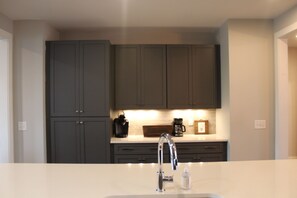 Interior - Heart of 12th South - Walk to Everything! - 4 Beds (Nashville)