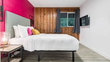 Een strijkplank/strijkijzer, gratis wifi, beddengoed