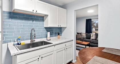 Home Suite Home-G: Minutes to Downtown & P Heights